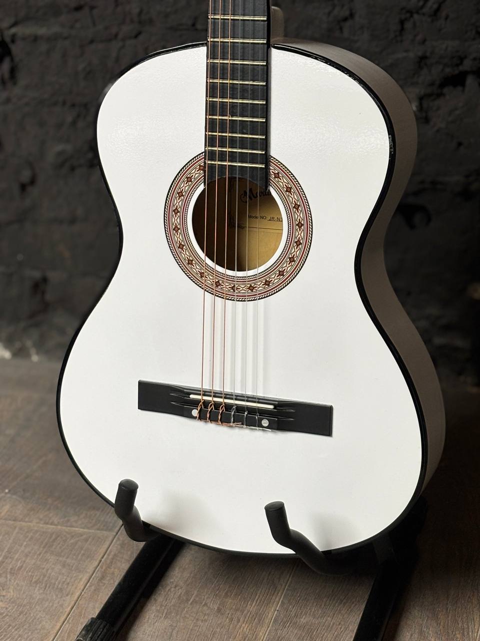 Белая Классическая Гитара для Начала Обучения - изображение 3
