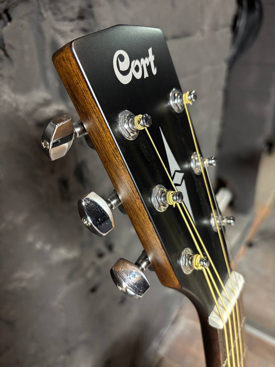 Акустическая Гитара Cort  - изображение 9