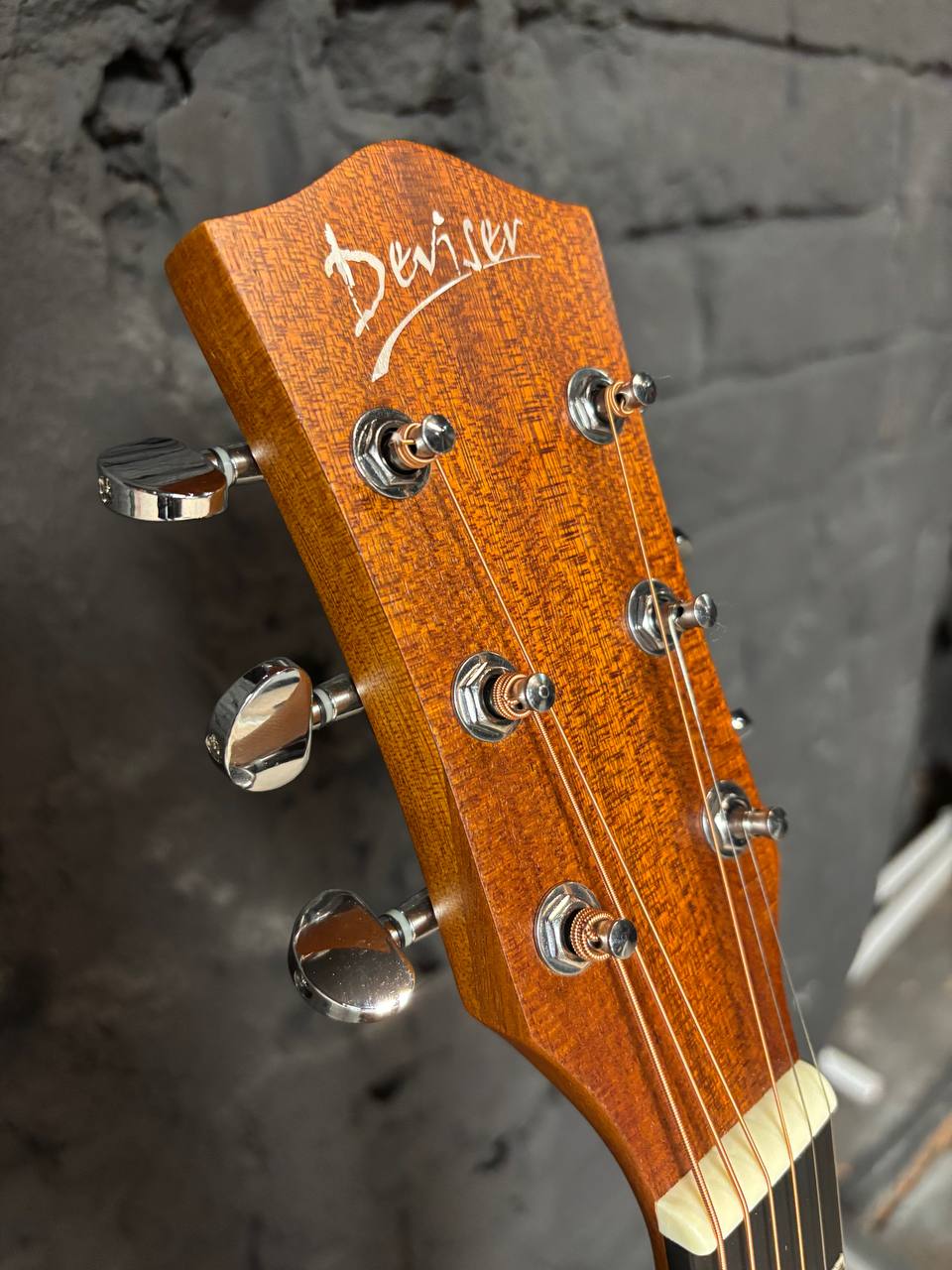Трансакустическая Гитара Deviser - изображение 9