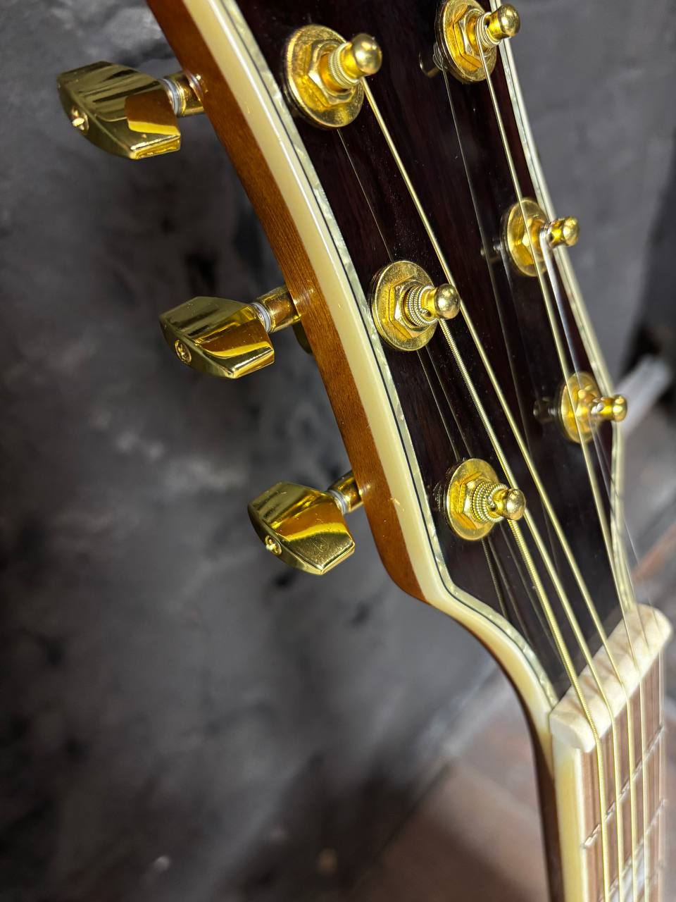 Акустическая Гитара из Красного Дерева - изображение 9