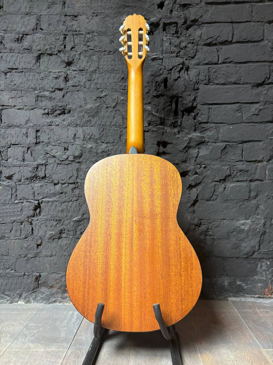 Классическая Гитара из Красного Дерева - изображение 2