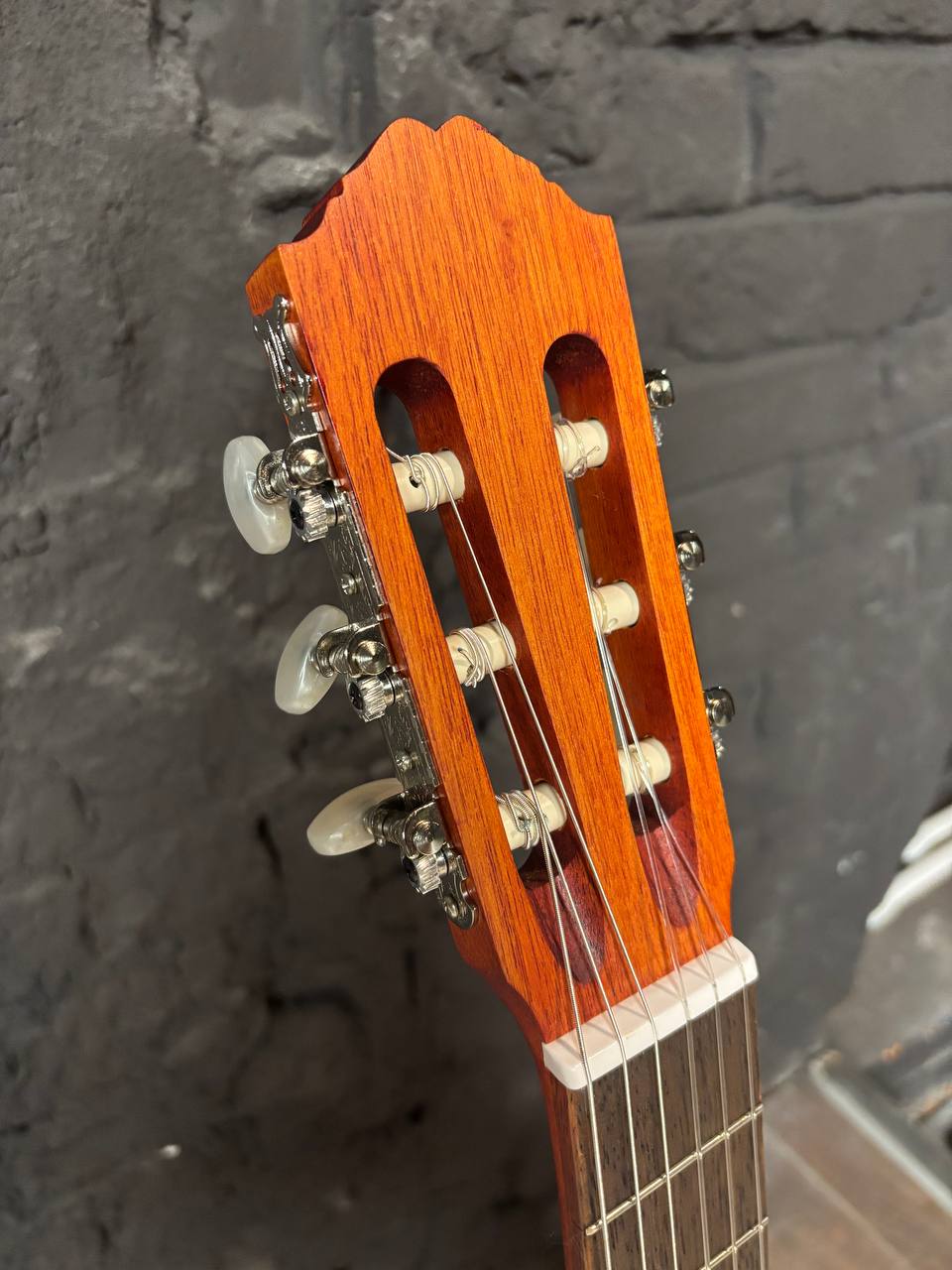 Классическая Гитара Almires для Музыкальной Школы - изображение 9