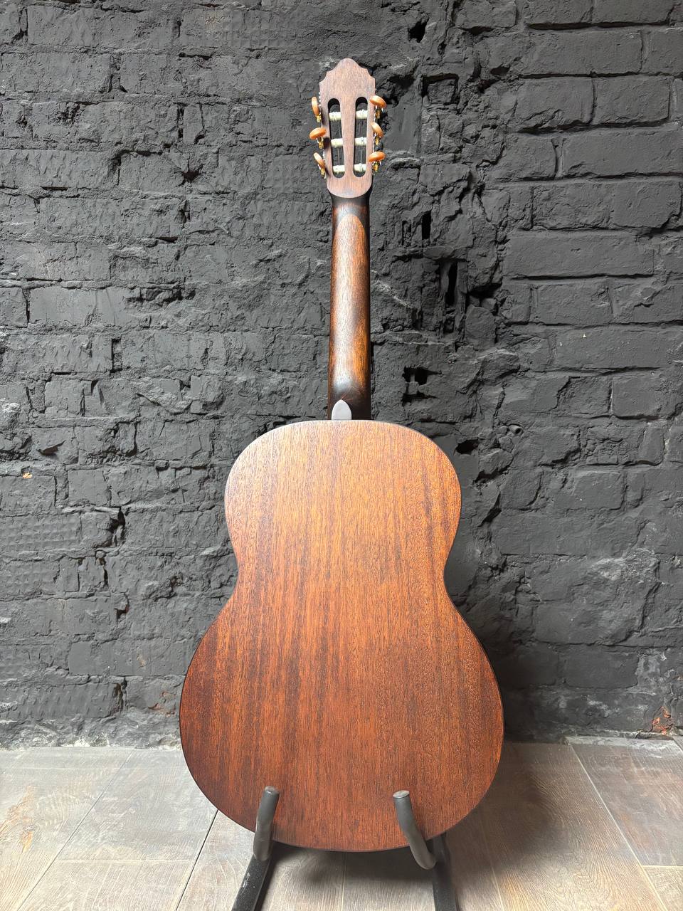 Классическая Гитара из Массива Ели - изображение 2