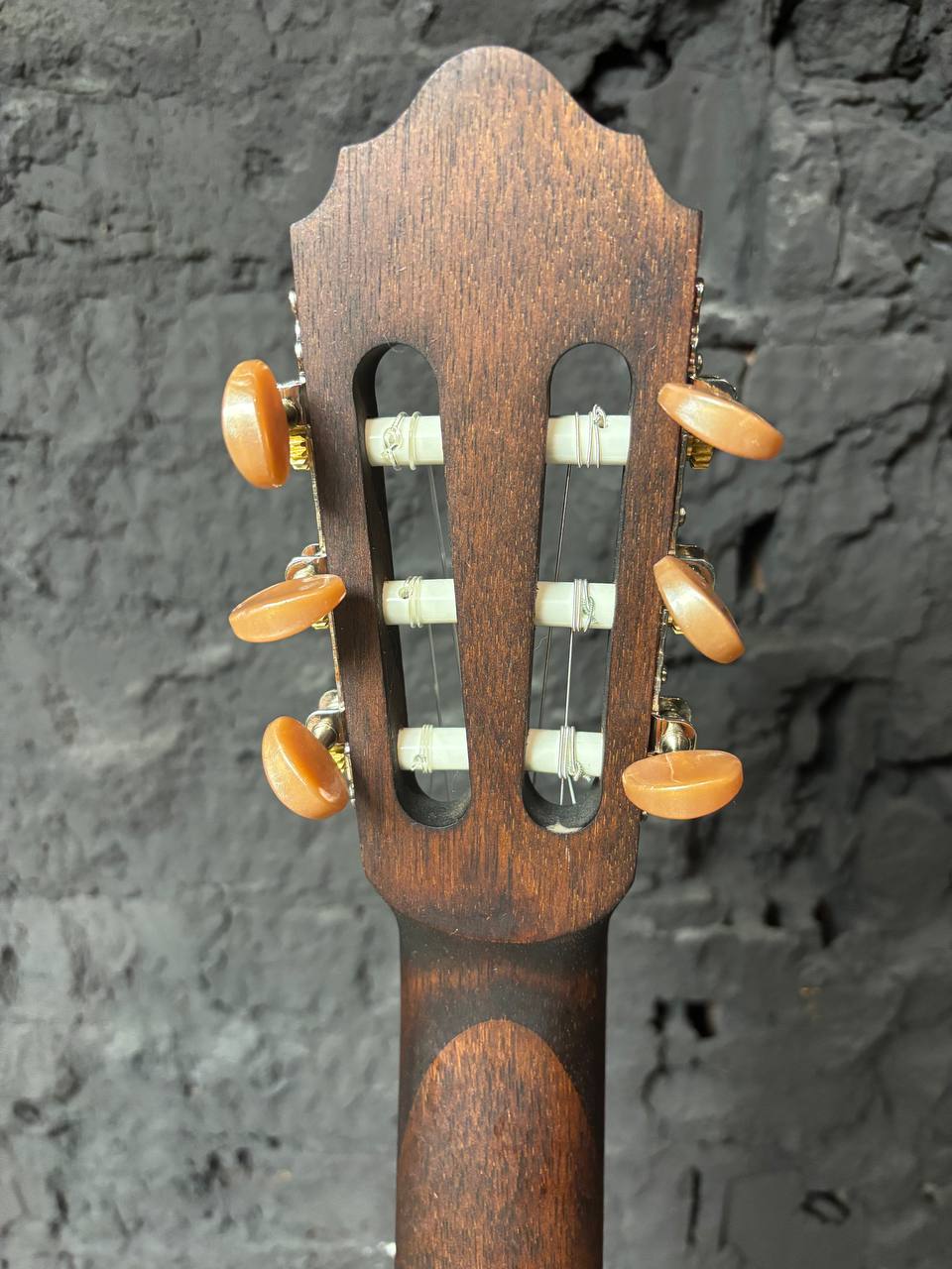 Классическая Гитара из Массива Ели - изображение 10