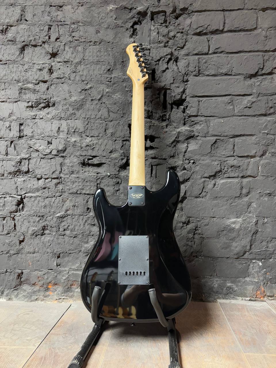 Гитара под Fender Stratocaster (Sqoe) - изображение 2