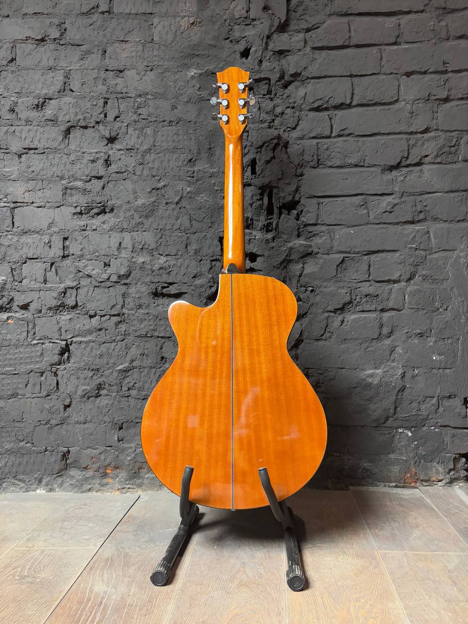 Акустическая гитара Deviser из Ели - изображение 2