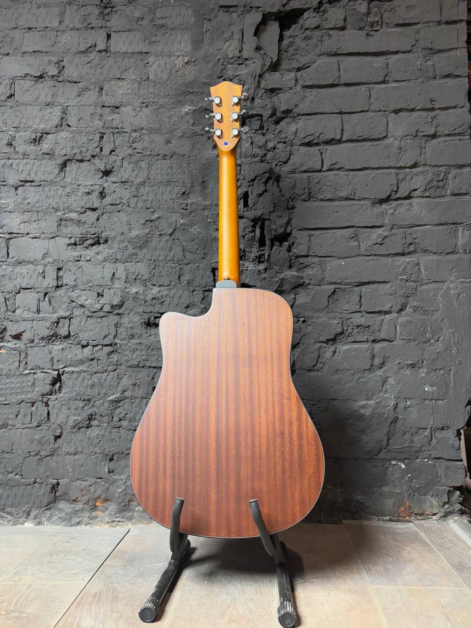 Акустическая гитара Дредноут из Ели с Чехлом - изображение 2