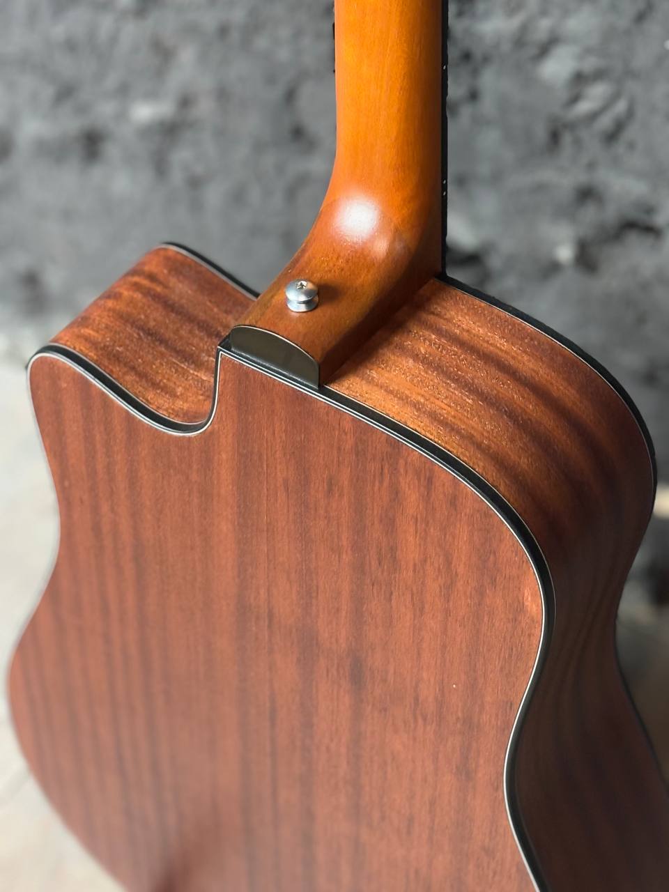 Акустическая гитара Дредноут из Ели с Чехлом - изображение 6