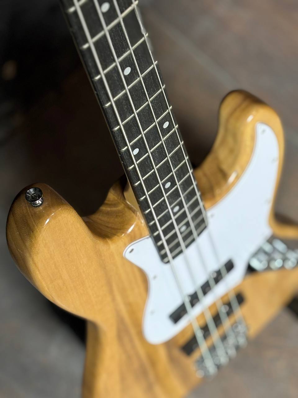 Бас гитара под Fender Precision Bass - изображение 5