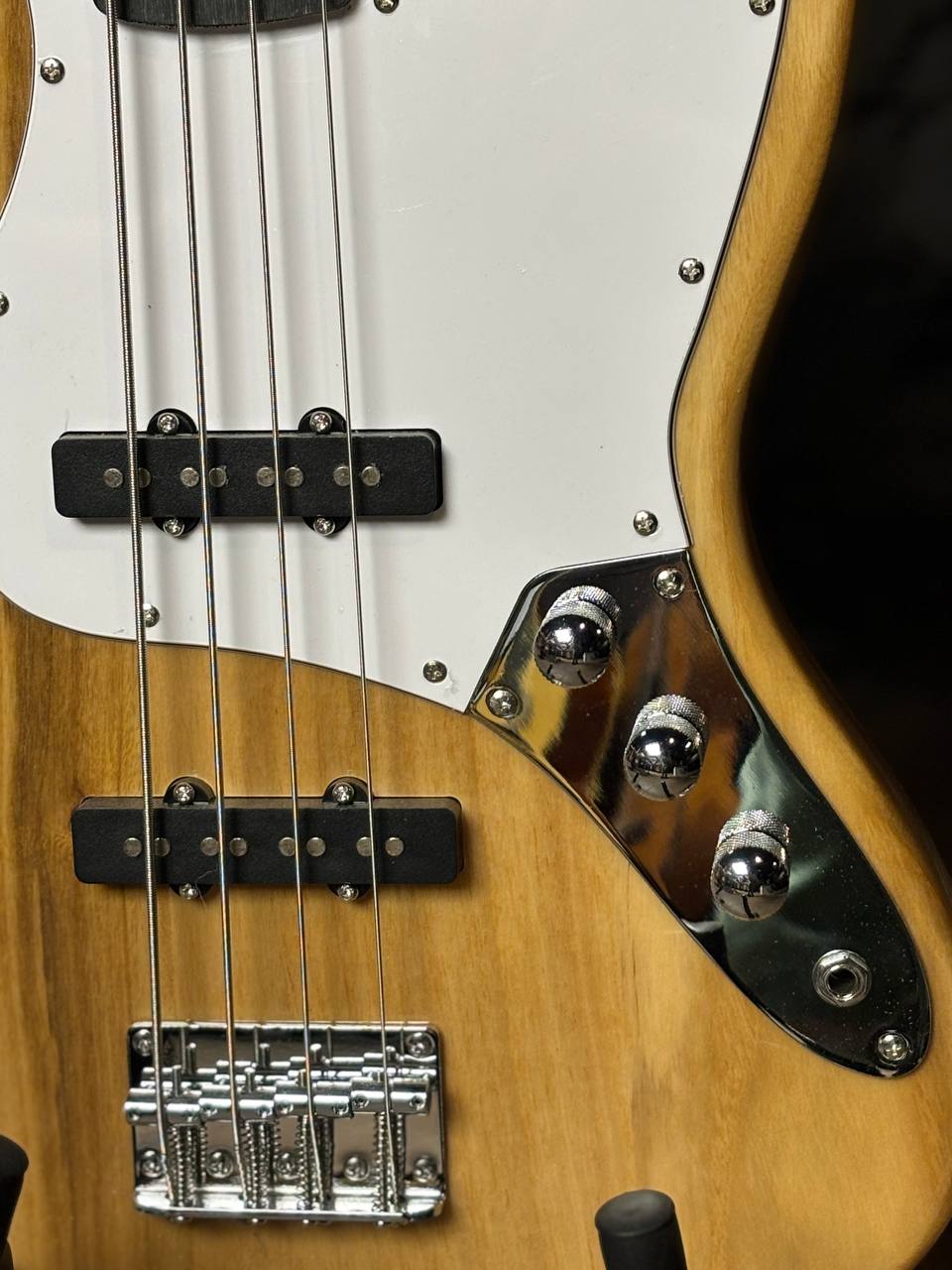Бас гитара под Fender Precision Bass - изображение 8