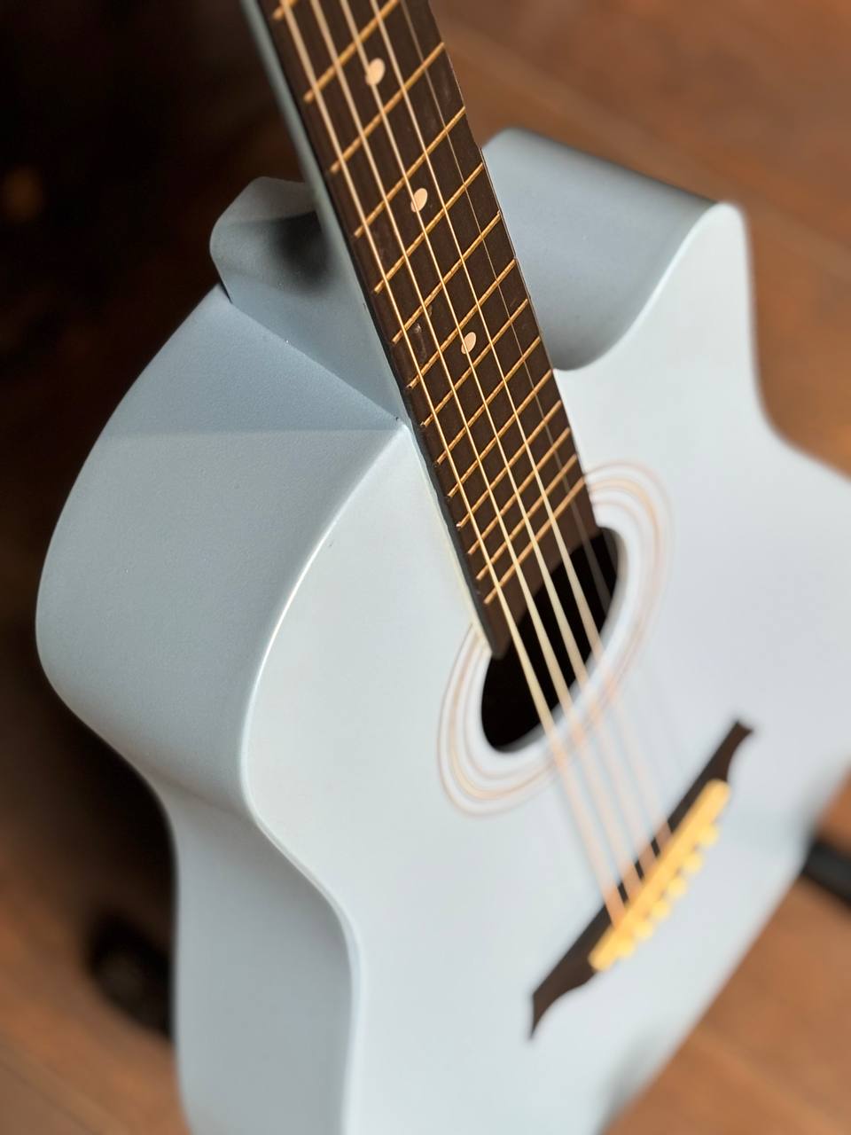 Акустическая Гитара из Углеродного Волокна - изображение 5